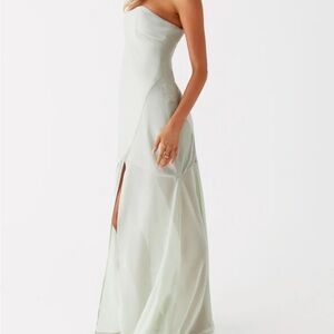 Elegant Strapless Green Dress